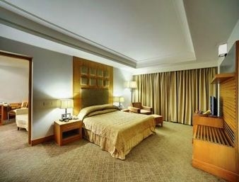 Ramada Plaza JHV2