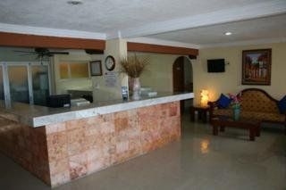 Suites Cancun Center1