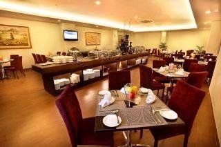 โรงแรมคาร์กาแดง (Carrcadin Hotel Bandung)1
