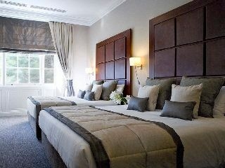 Grange Blooms Hotel0