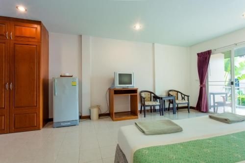 โรงแรมสุรินทร์ ซันเซ็ท (Surin Sunset Hotel)3
