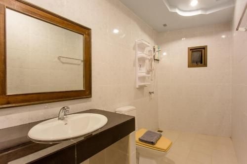 โรงแรมสุรินทร์ ซันเซ็ท (Surin Sunset Hotel)2
