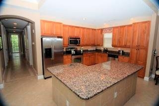 Universals White Cap Beachfront Apartments0