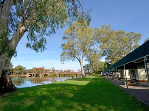 Riverbend Caravan Park Renmark0