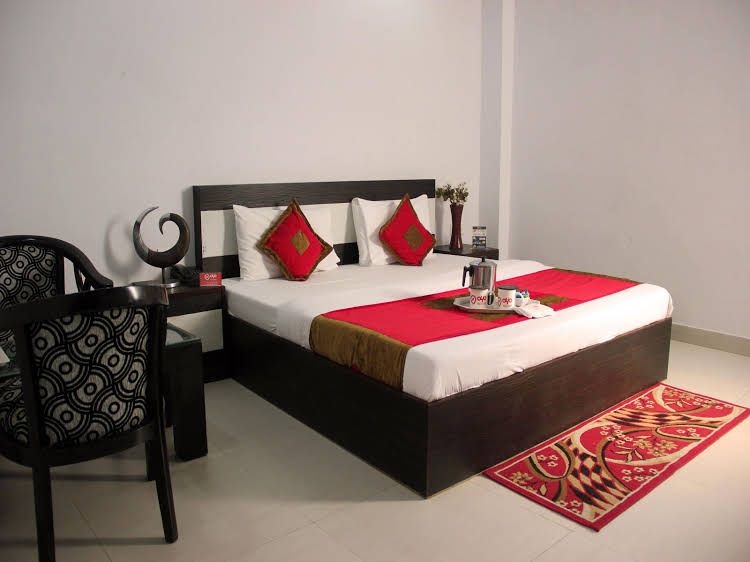 OYO Premium Tapovan0