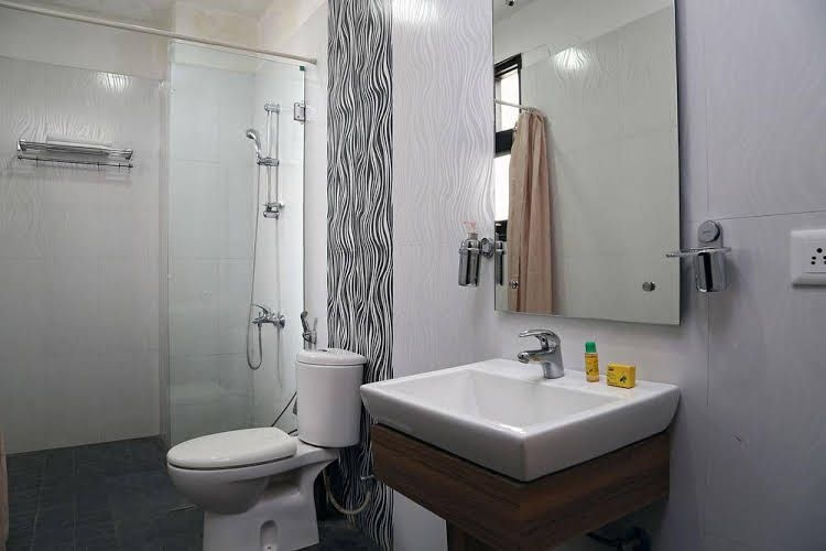 FabHotel Cyber Park0