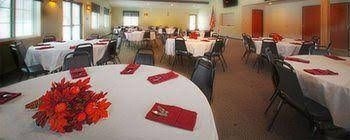 Junction Inn Suites & Conference Center0