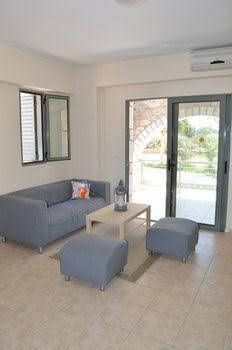 Nefeli Apartments0