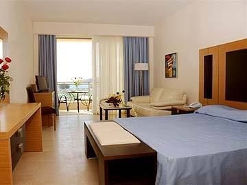 Apollo Blue Palace2