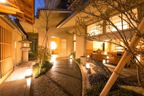 Matsui Honkan Inn1