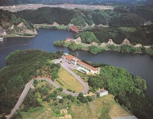 โรงแรมโชะเรนจิ เลค (Shorenji Lake Hotel)0