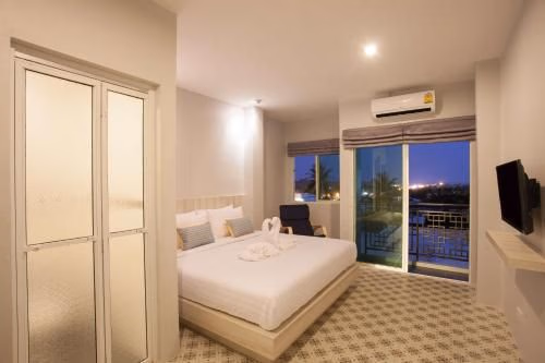 Nature Pine Residence4