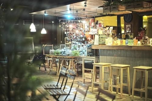 26 เบด แอนด์ คอฟฟี่ (26 Bed And Coffee)0