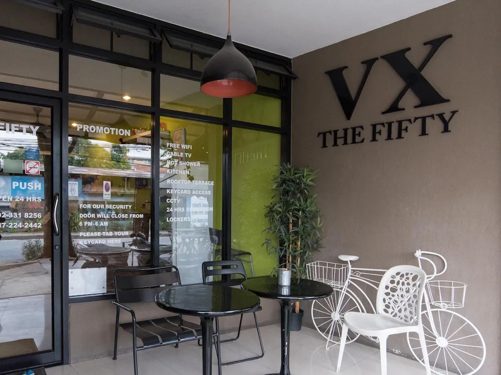วีเอกซ์ เดอะ ฟิฟตี้ (VX The Fifty Hostel)0