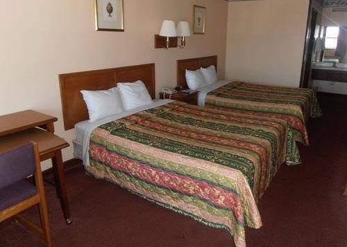 Rodeway Inn0
