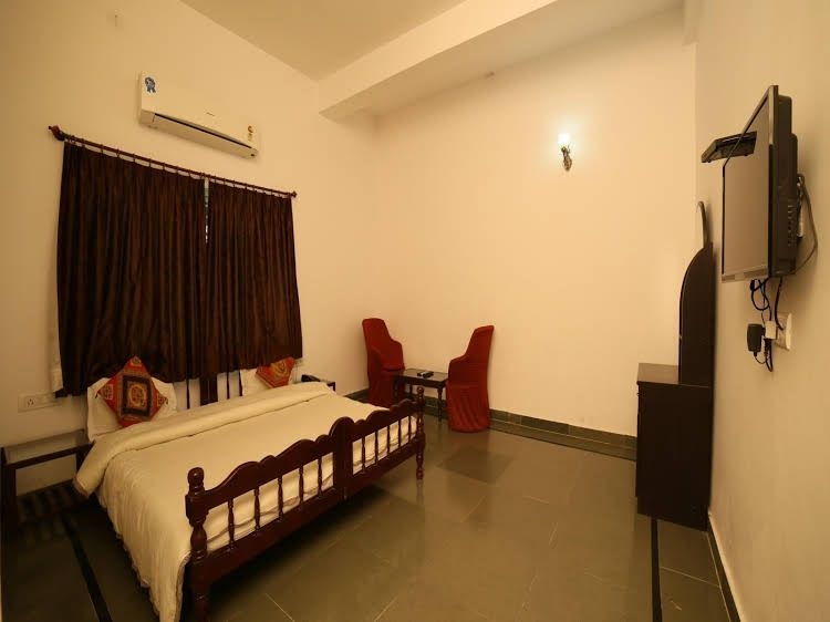 Hotel Manwar0
