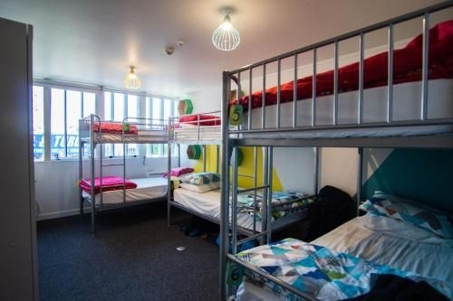 ArtHouse Accommodation Boutique Backpackers4