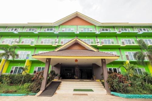 แสนสุขโข โฮเทล แอนด์ รีสอร์ท (OYO 920 Saensukkho Hotel And Resorts near Kasemrad Sriburin Chiang Rai)0