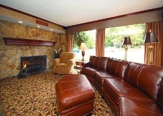 Rodeway Inn At Portland Airport3
