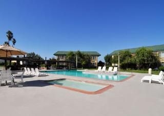 Clarion Inn & Suites2