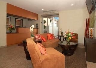 Comfort Inn Times Square South Area2