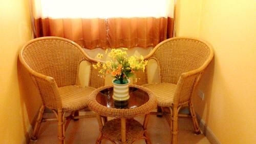 Ploy-Plu Residence4