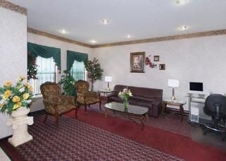 Comfort Inn & Suites2