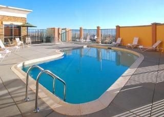 Comfort Suites2