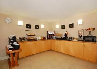 Comfort Inn4