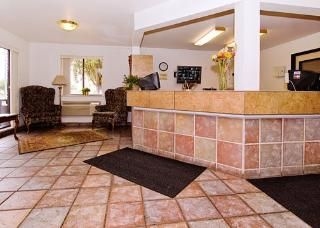 Rodeway Inn2