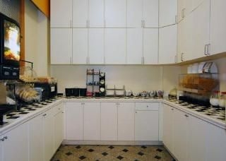 Comfort Inn Chelsea3