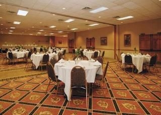 Clarion Inn Amana Colonies and Wasserbahn Waterpa4