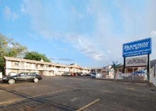 Rodeway Inn & Suites Landmark Inn0