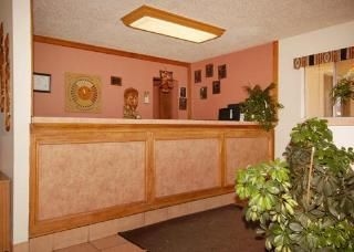 Rodeway Inn3