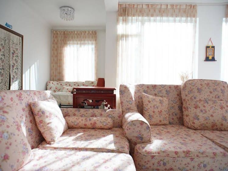 Followsky Inn0