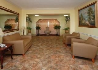 Comfort Inn & Suites3