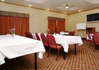 Sleep Inn & Suites4