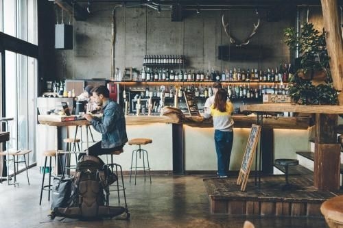 นุอิ.โฮสเทล แอนด์ บาร์ เลานจ์ (Nui. Hostel & Bar Lounge)0
