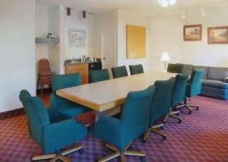 Quality Inn near Central Park3