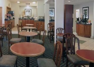 Quality Inn near Central Park4