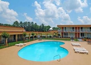 Quality Inn2