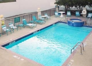 Quality Inn2