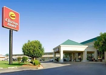 Clarion Hotel Airport0