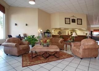 Clarion Hotel Airport4