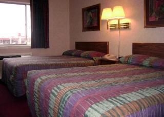 Rodeway Inn1