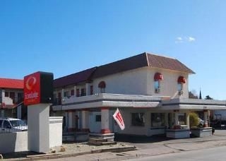 Econo Lodge  Inn & Suites0