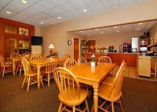 Comfort Inn Pittsburgh Airport4
