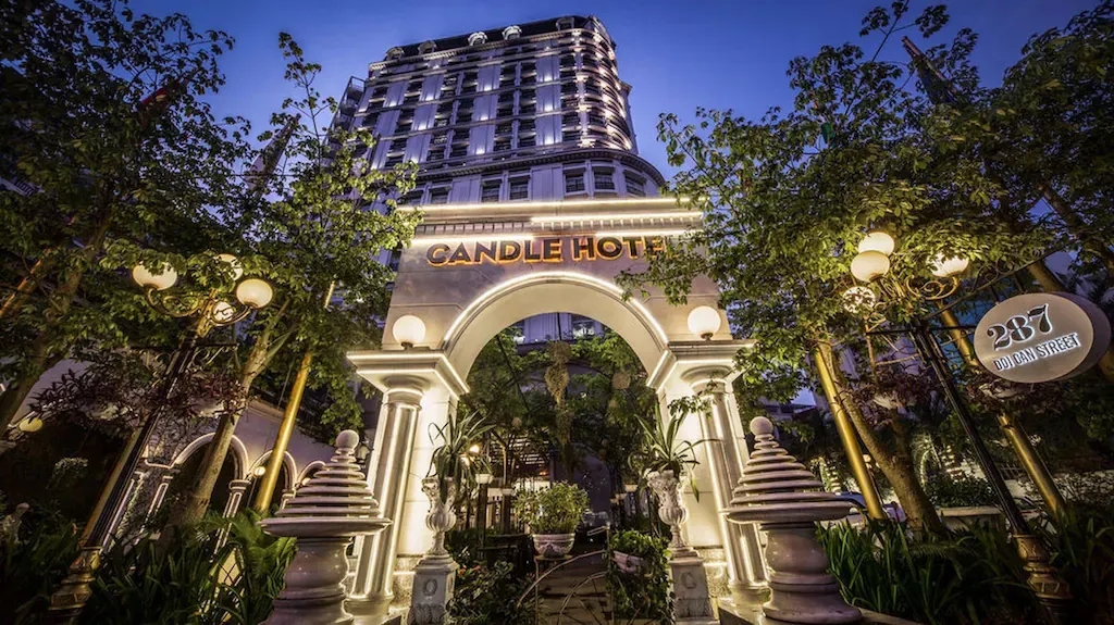 แคนเดิล โฮเทล (Candle Hotel)0