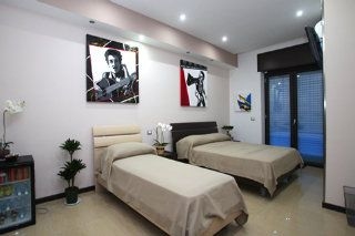 Studio 834