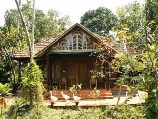 Vembanad Lake Villas0